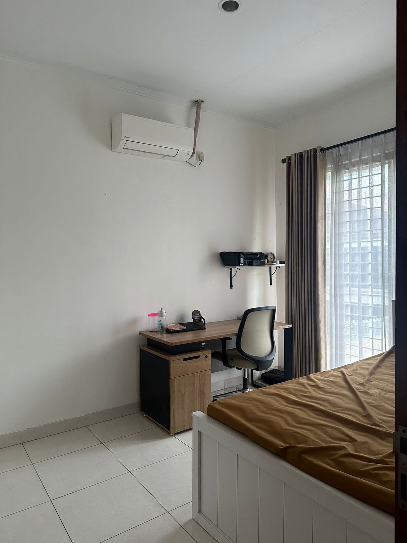 Rumah Bagus,dalam cluster,jalan lebar di Bintaro Jaya 9