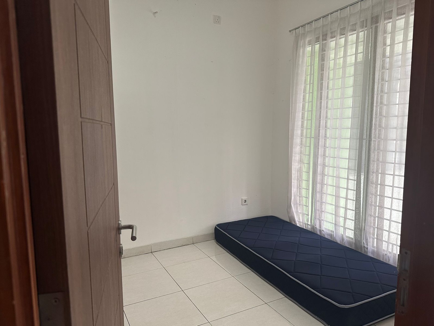 Rumah Bagus,dalam cluster,jalan lebar di Bintaro Jaya 9