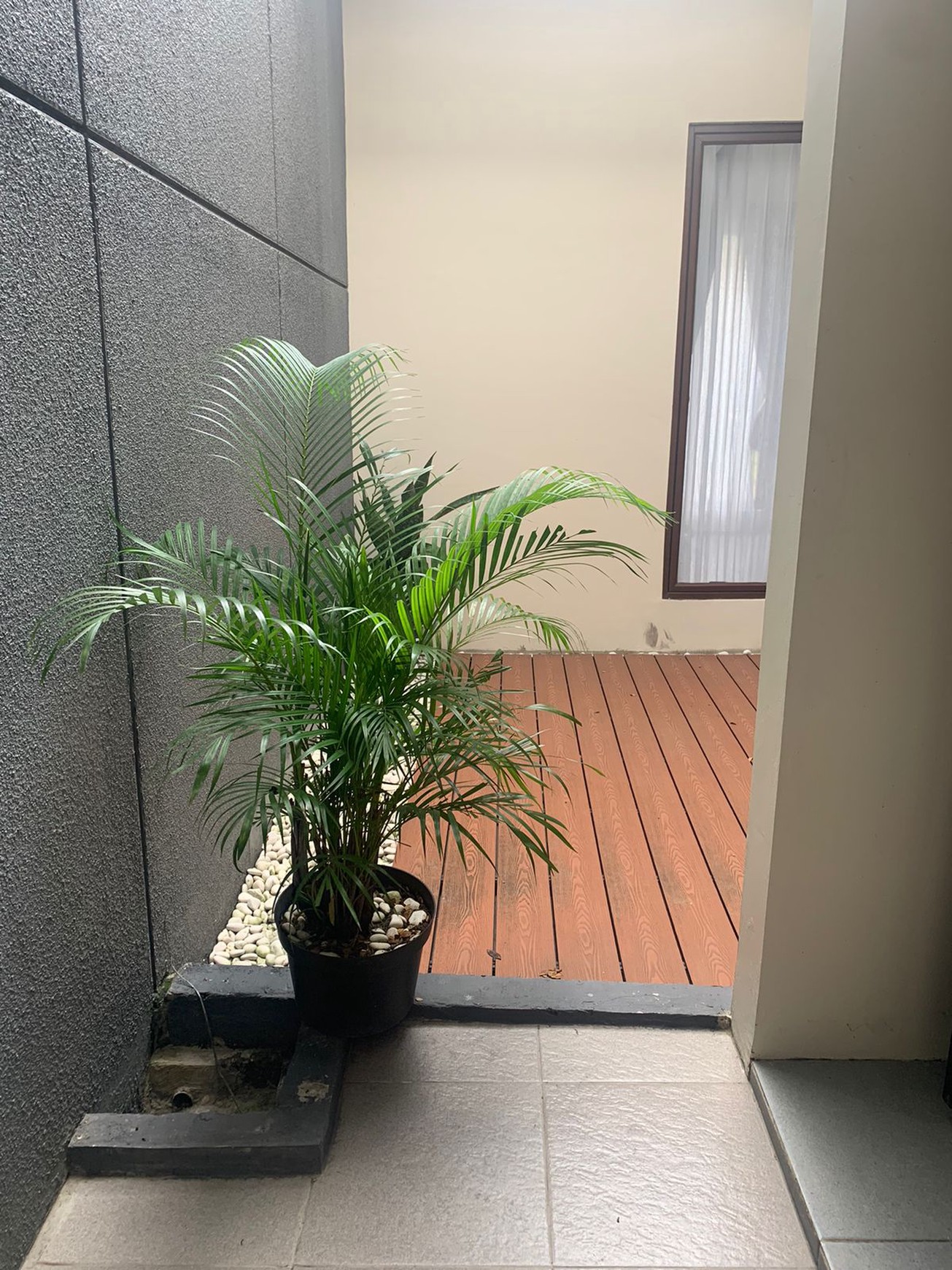 Rumah Bagus di Graha Raya 