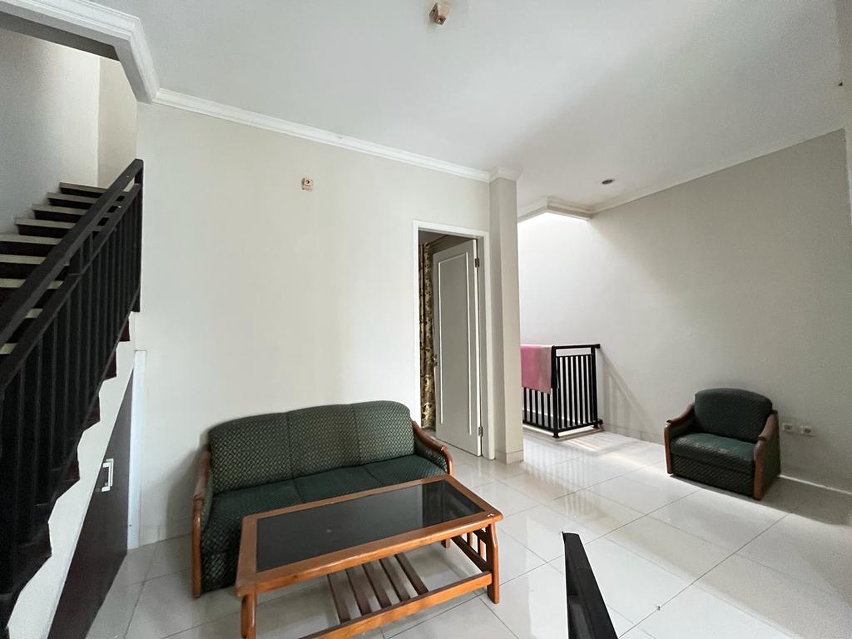 Rumah Bagus,dalam cluster di Graha Raya Bintaro