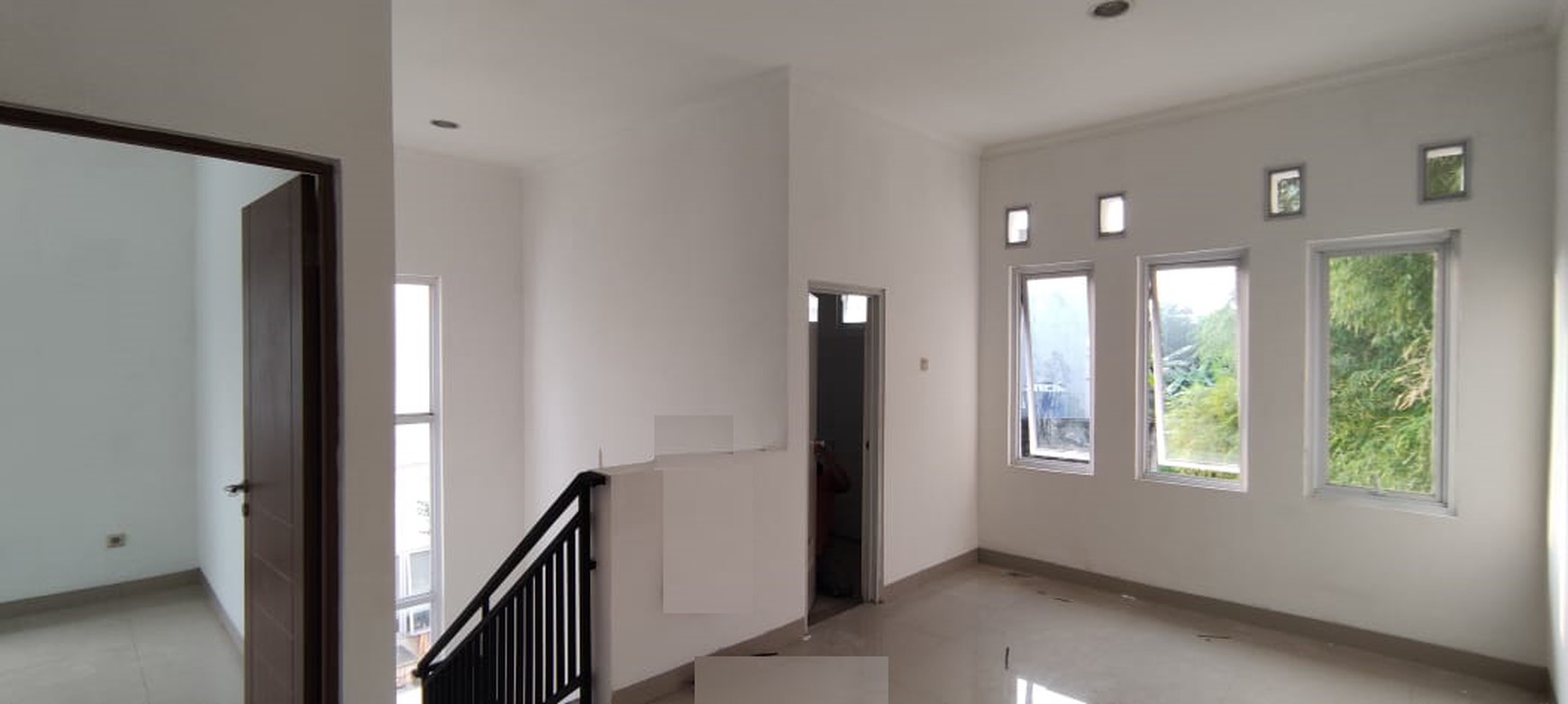 Rumah brand new siap huni di legoso ciputat