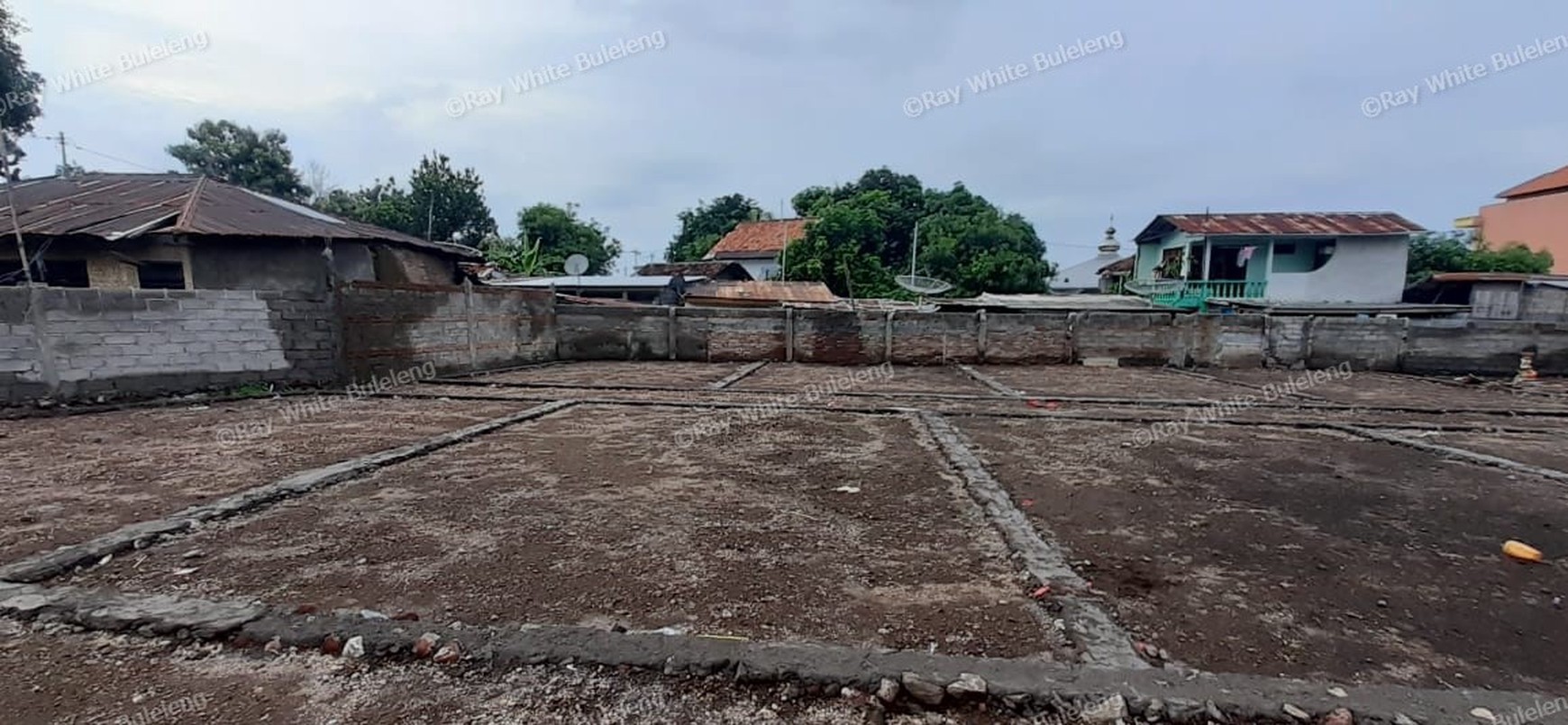 land with great potential for sale