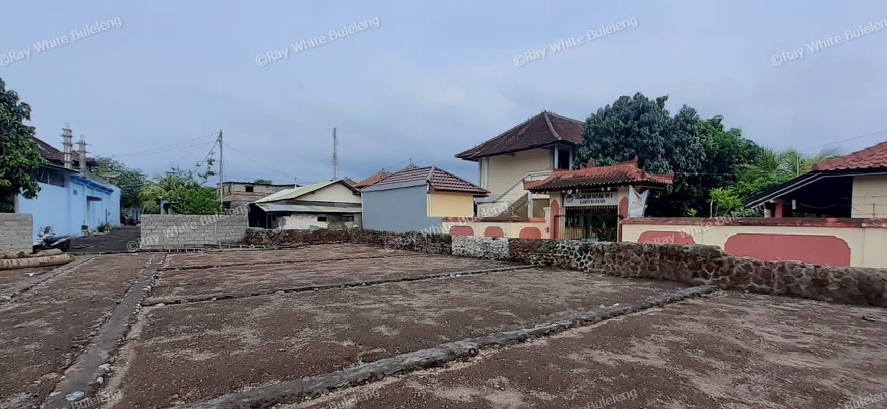 land with great potential for sale