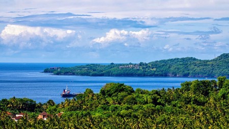 For Sale Leasehold - Unique land with amazing panoramic 180 degree sea-views . Candi Dasa - Karang Asem Bali