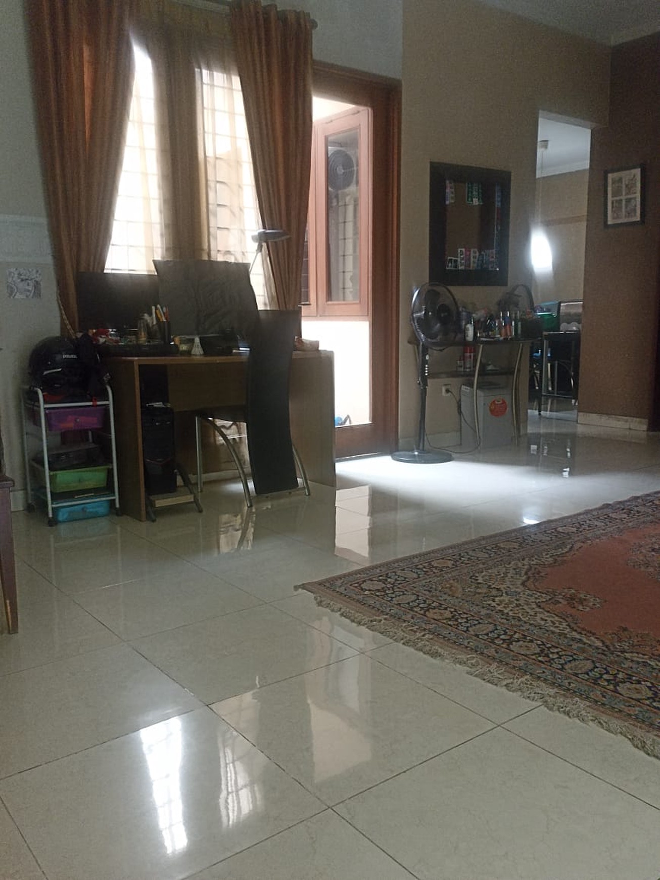 Rumah Cantik 2 Lantai dengan Desain Mewah dan Modern Lokasi Strategis @Bintaro Sektor 9