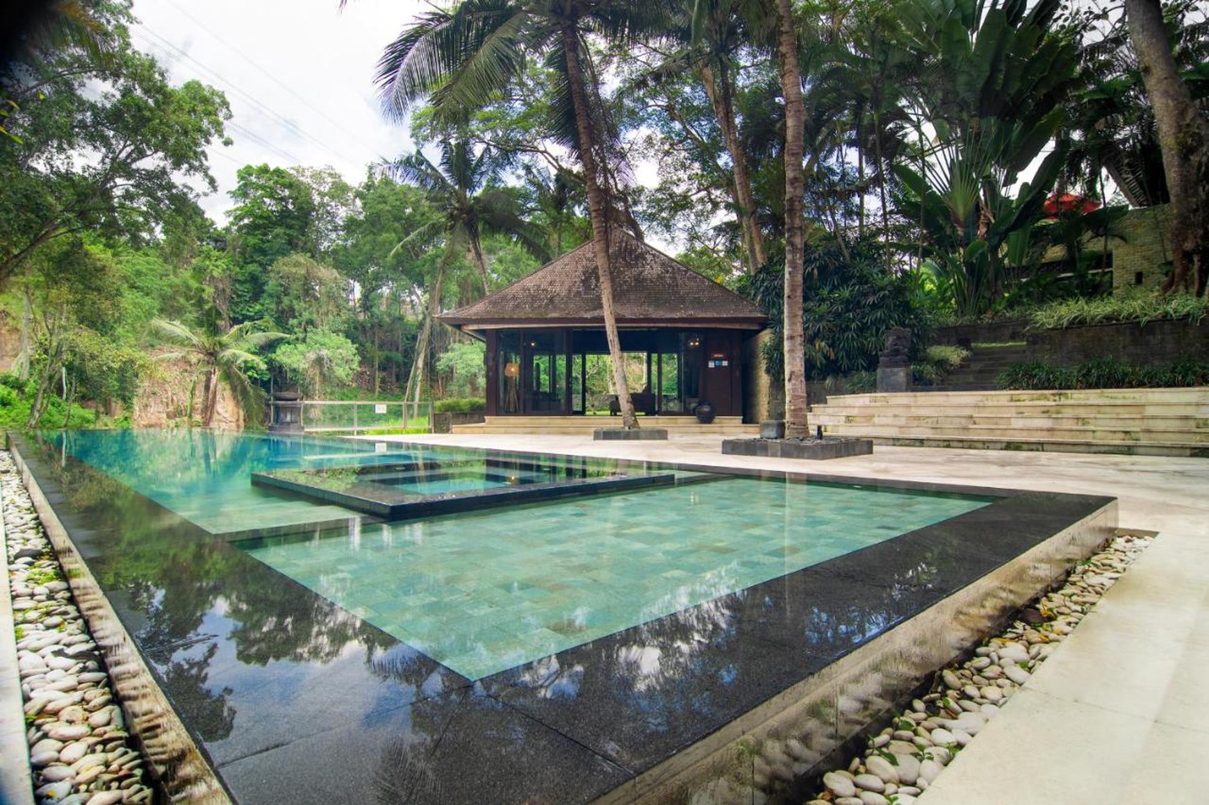 For Sale Freehold and Leasehold beautiful estate villa overlooks a tropical river and surrounded by rice fields and lush jungle close to Canggu , Bali