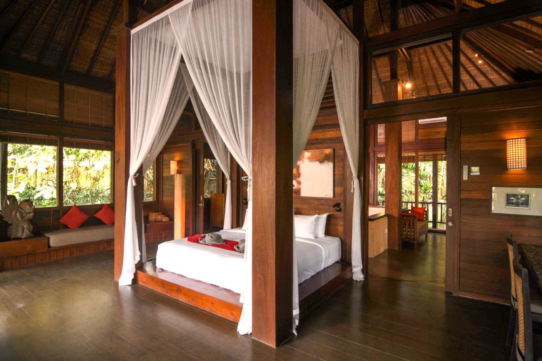 For Sale Freehold and Leasehold beautiful estate villa overlooks a tropical river and surrounded by rice fields and lush jungle close to Canggu , Bali