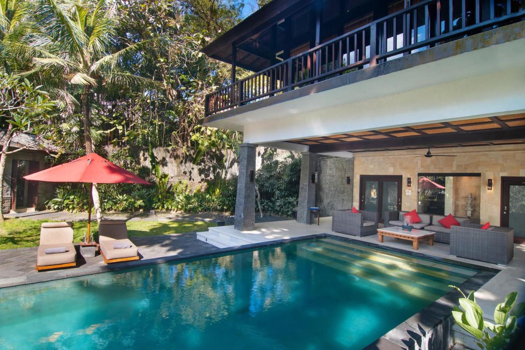 For Sale Freehold and Leasehold beautiful estate villa overlooks a tropical river and surrounded by rice fields and lush jungle close to Canggu , Bali