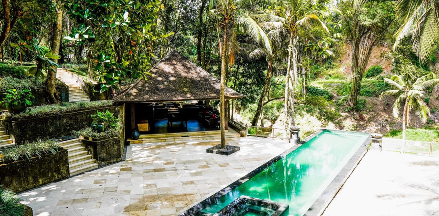 For Sale Freehold and Leasehold beautiful estate villa overlooks a tropical river and surrounded by rice fields and lush jungle close to Canggu , Bali