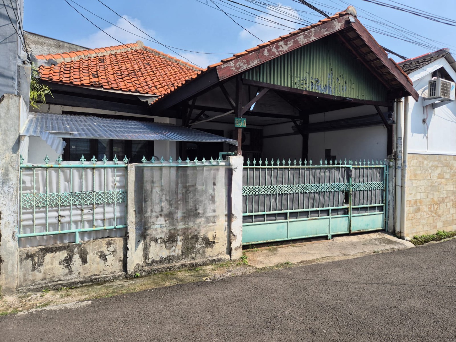 Dijual rumah lama di daerah Cipete
