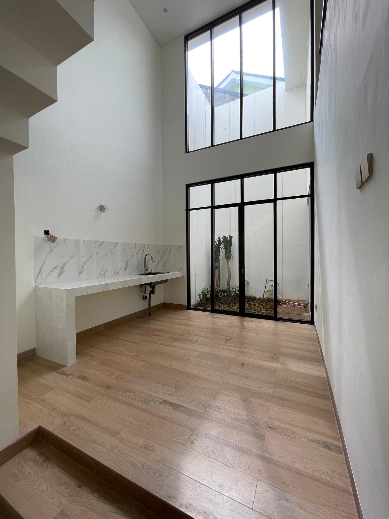 Dijual Rumah Baru di Cinere
