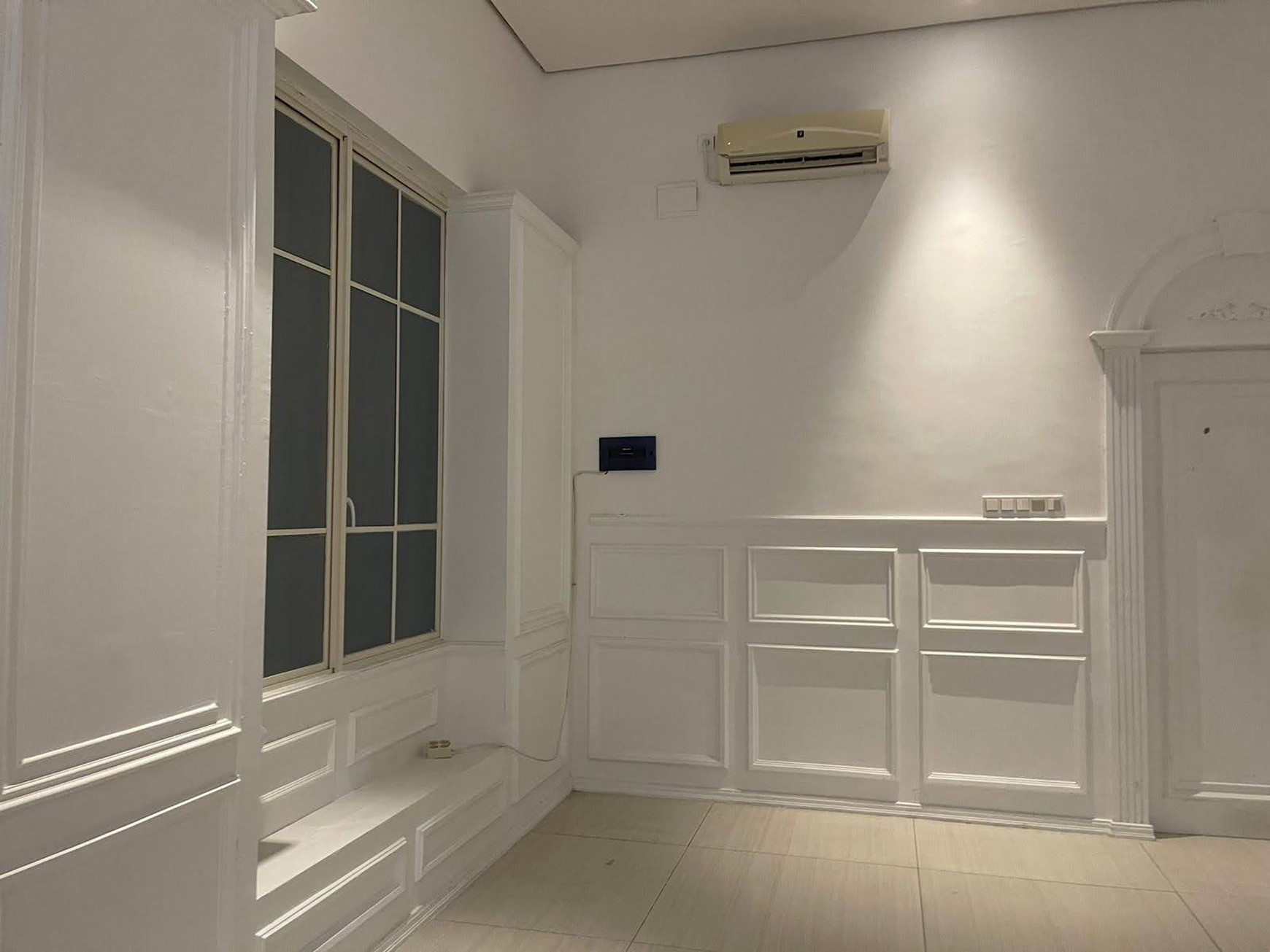 Jual Hunian Elit Graha Semi Furnis Surabaya