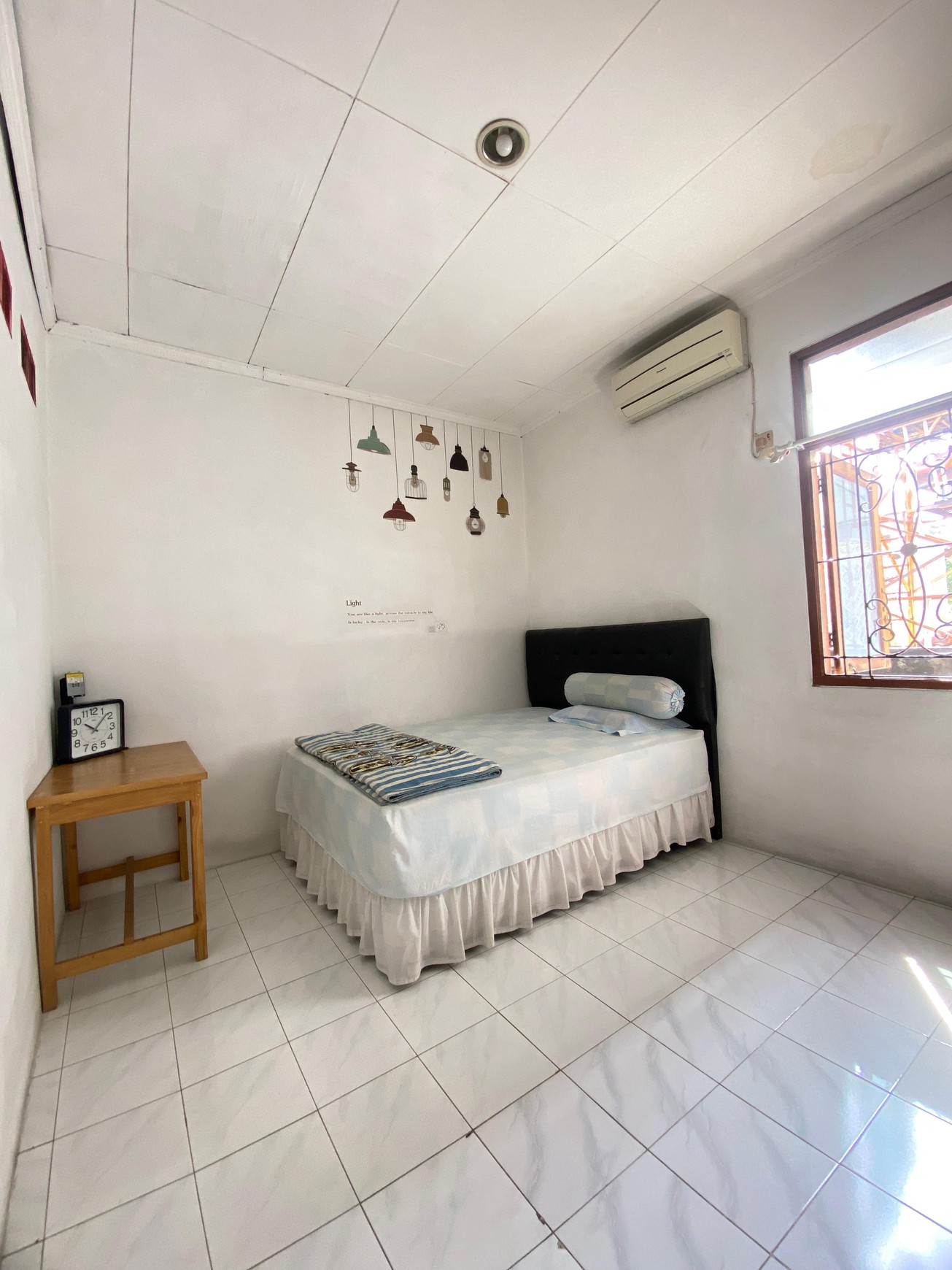 Rumah 2 Lantai Siap Huni di Lebak Bulus - Nyaman, Strategis, dan Luas