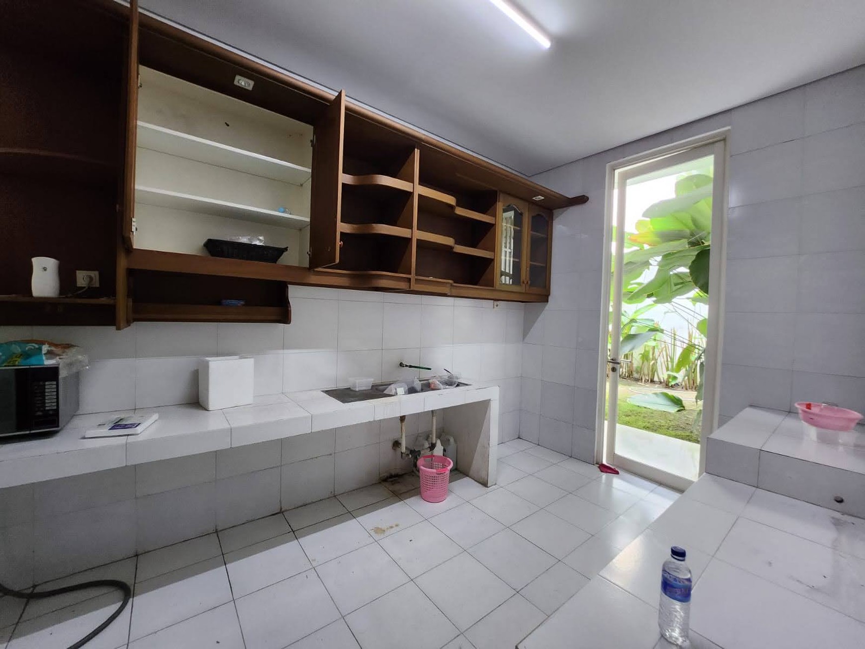 Sewa Rumah Graha Family Semi Furnis Surabaya