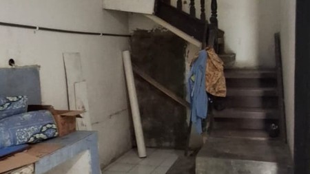 Rumah 2 Lantai di Komplek Margaasih Permai Kec Margaasih Kab Bandung