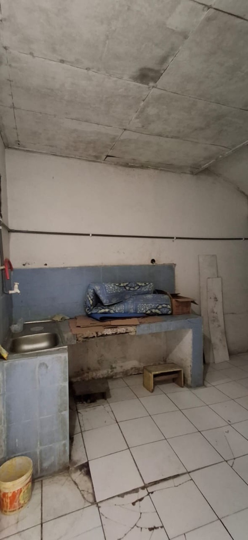 Rumah 2 Lantai di Komplek Margaasih Permai Kec Margaasih Kab Bandung