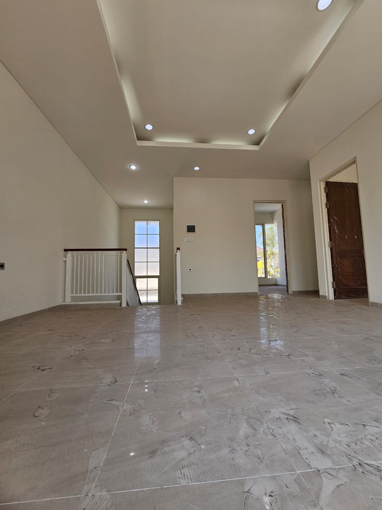 HUNIAN BARU ROYAL RESIDENCE 2M-AN SURABAYA