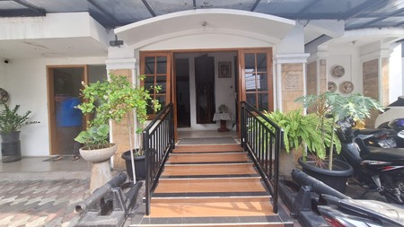Rumah Bagus Di Jl Dwijaya Raya Gandaria Jakarta Selatan