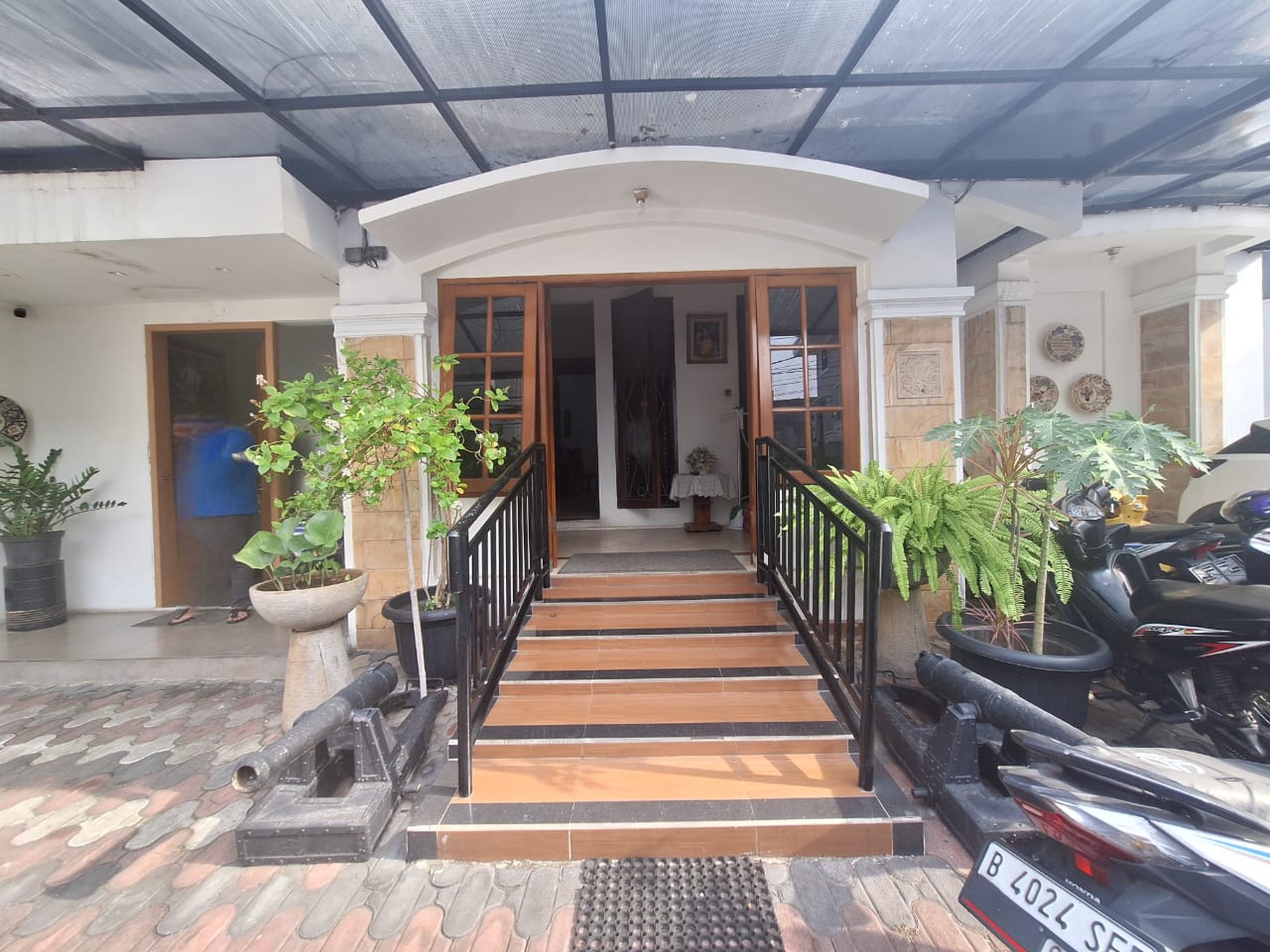 Rumah Bagus Di Jl Dwijaya Raya Gandaria Jakarta Selatan