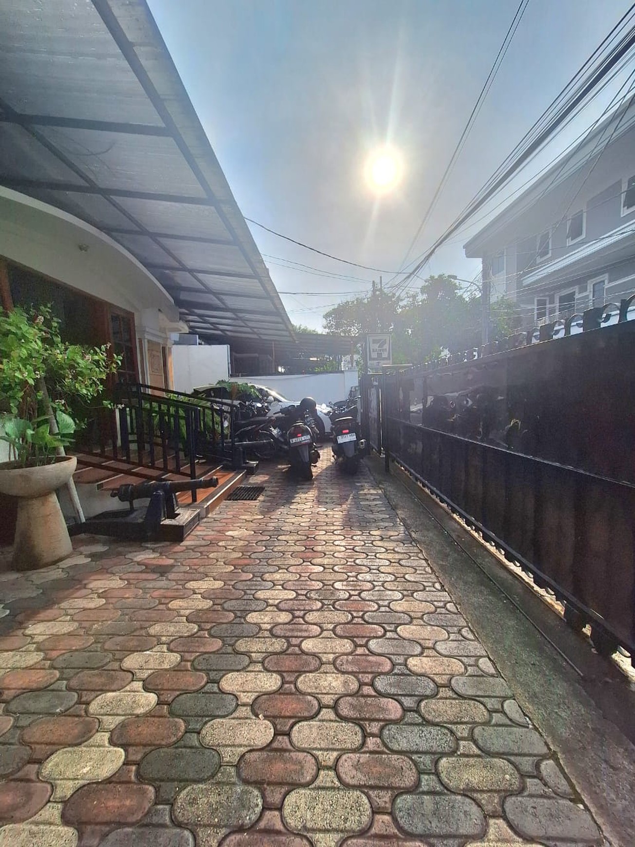 Rumah Bagus Di Jl Dwijaya Raya Gandaria Jakarta Selatan