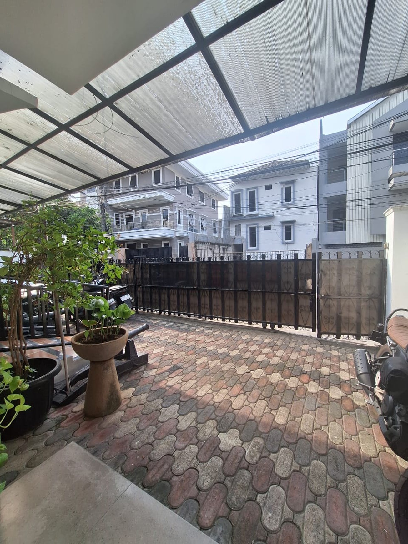 Rumah Bagus Di Jl Dwijaya Raya Gandaria Jakarta Selatan