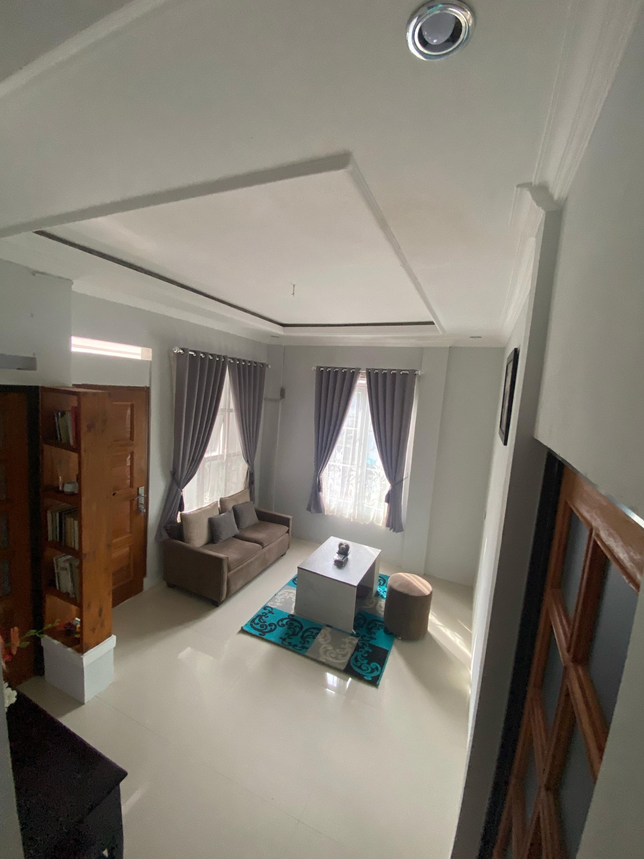 JUAL RUMAH FULL FURNISH LOKASI STRATEGIS