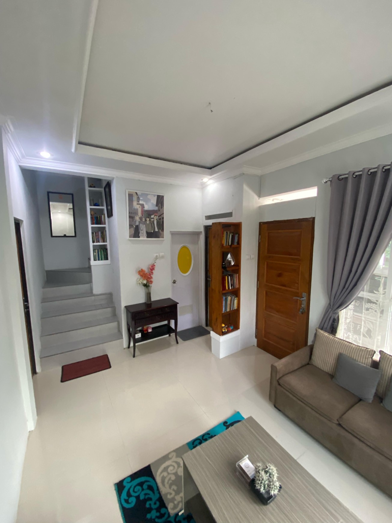 JUAL RUMAH FULL FURNISH LOKASI STRATEGIS