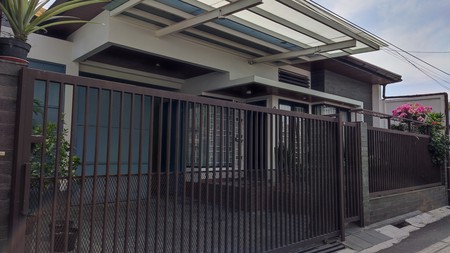 Strategis ! Rumah Nyaman di Sayap Pajajaran, Bandung!
