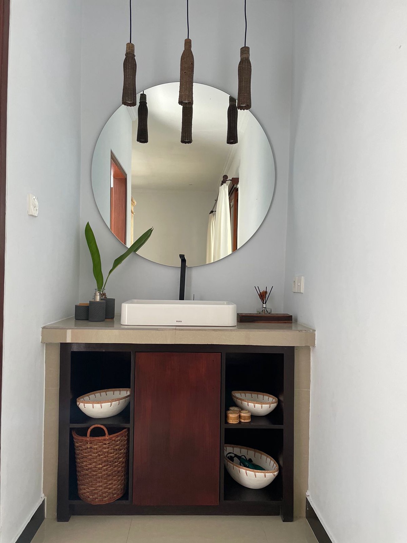 Rent - A nice villa in prime area Berawa, Canggu, Bali