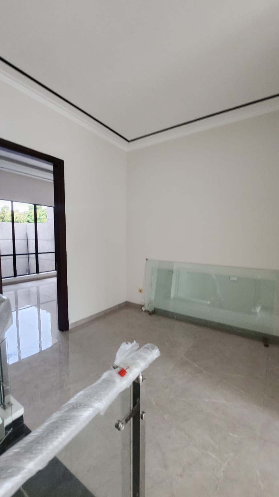 Dijual Rumah New Baru Lokasi Terdepan di Citraland Surabaya Barat