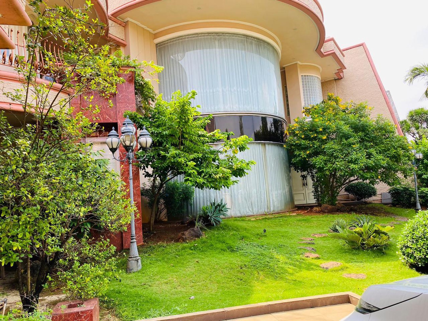 Rumah Bukit Gading Villa. Tampak Siring Indah, Kelapa Gading