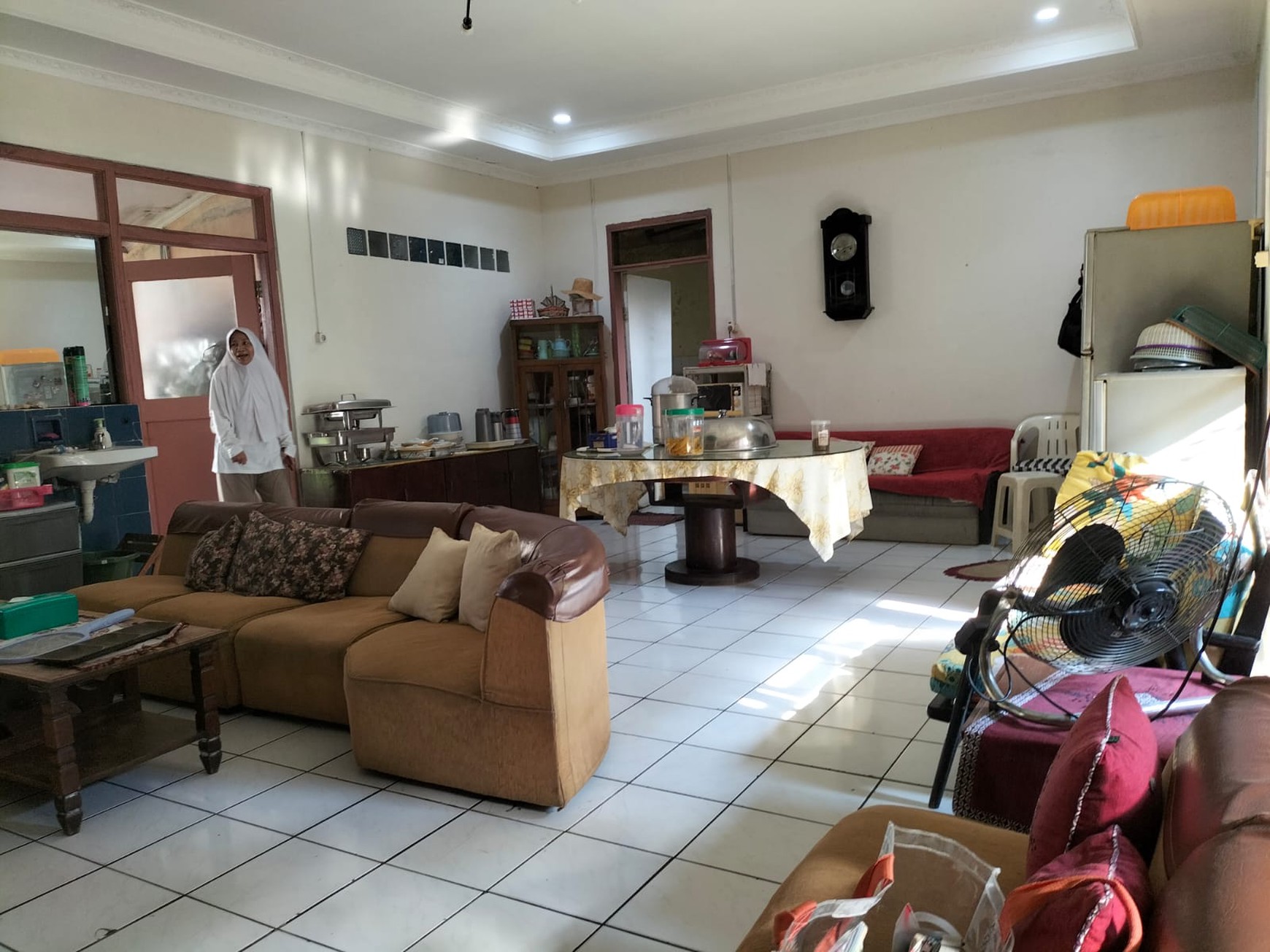 Rumah Luas Siap Huni dengan Hunian Nyaman dan Asri di Ciputat