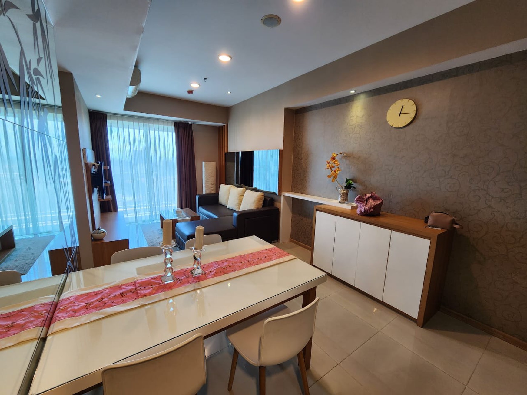 Apartemen Casa Grande Residence Tower Montoana Fully Furnish,siap huni harga Nego