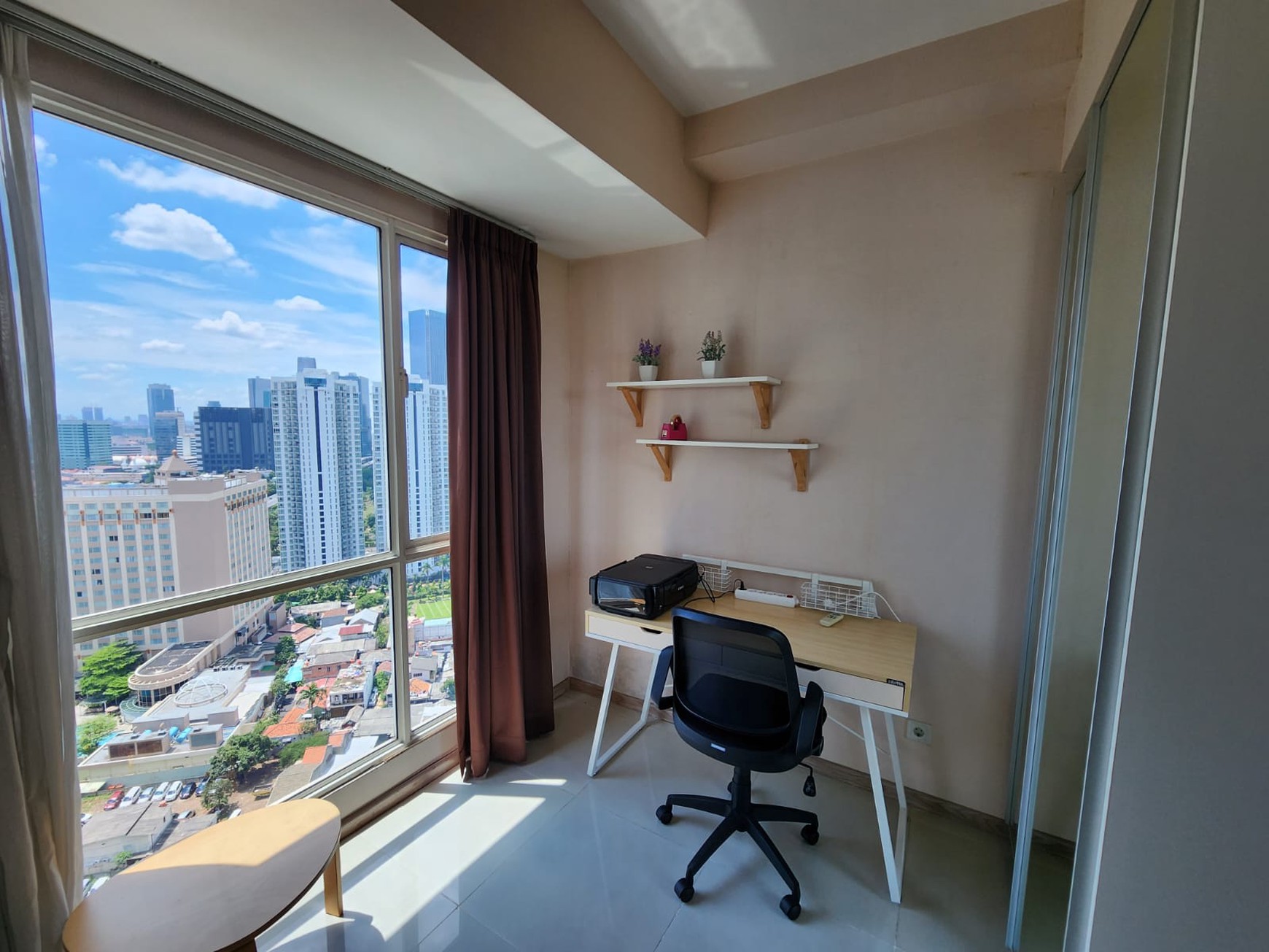 Apartemen Casa Grande Residence Tower Montoana Fully Furnish,siap huni harga Nego