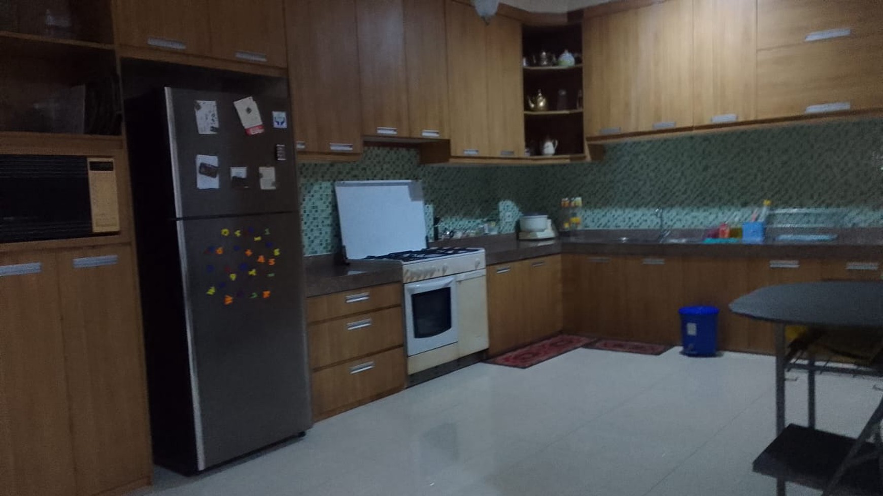 Rumah 2 Lantai, Cantik Terawat Di Tebet Timur, dan Hanya Satu Menit Ke Jl. MT Haryono