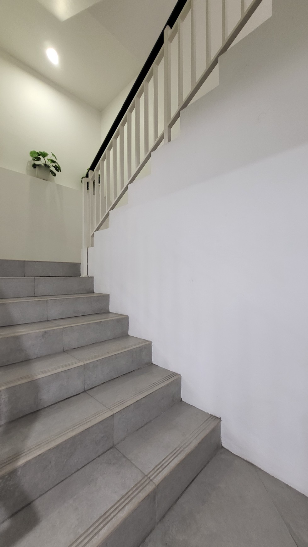 Rumah Kost dan Klinik Kesehatan di Nusa Loka BSD Dekat Tol