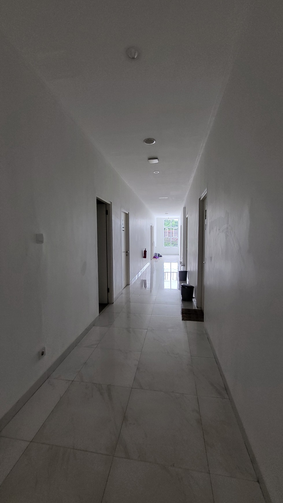 Rumah Kost dan Klinik Kesehatan di Nusa Loka BSD Dekat Tol