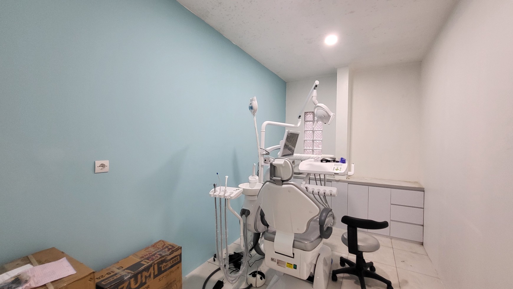 Rumah Kost dan Klinik Kesehatan di Nusa Loka BSD Dekat Tol