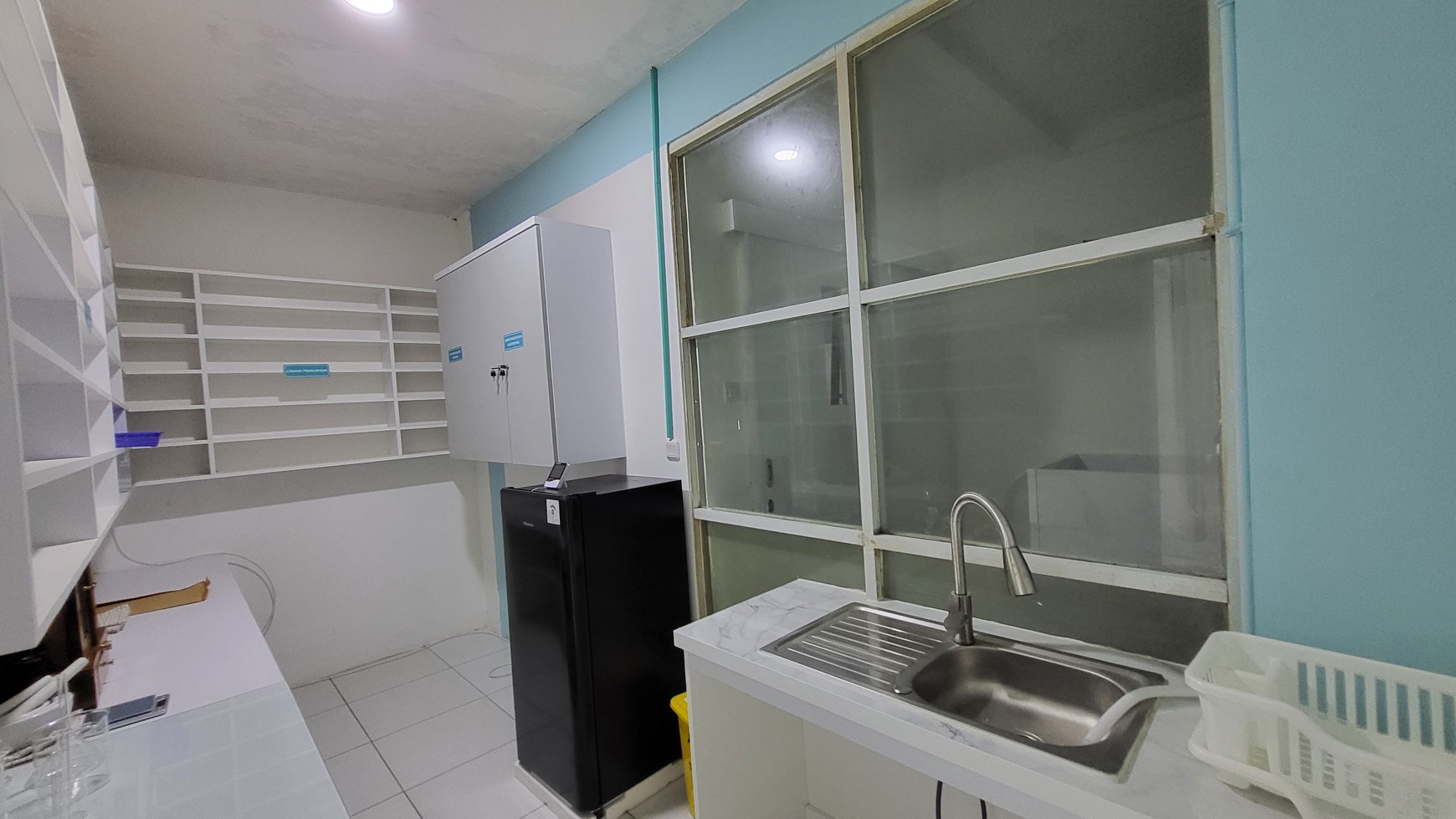 Rumah Kost dan Klinik Kesehatan di Nusa Loka BSD Dekat Tol