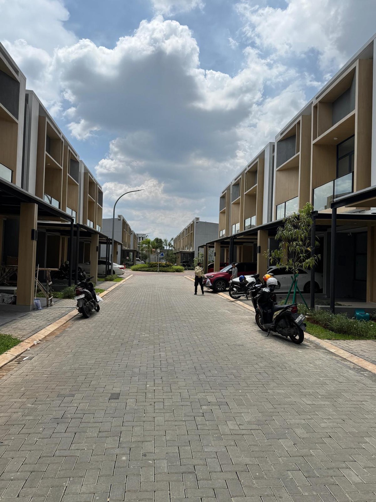 Rumah baru Full furnished Tanakayu BSD