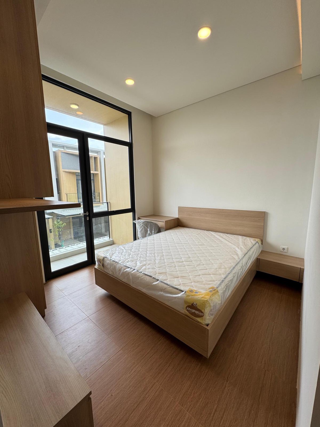 Rumah baru Full furnished Tanakayu BSD