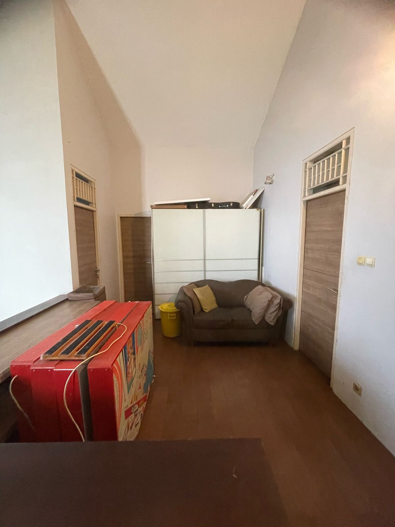 Rumah 2 Lantai Siap Huni dengan Hunian Nyaman dan Asri @Bintaro Sektor 9