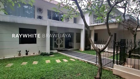 Rumah Mewah Siap Huni Area Kebayoran Baru