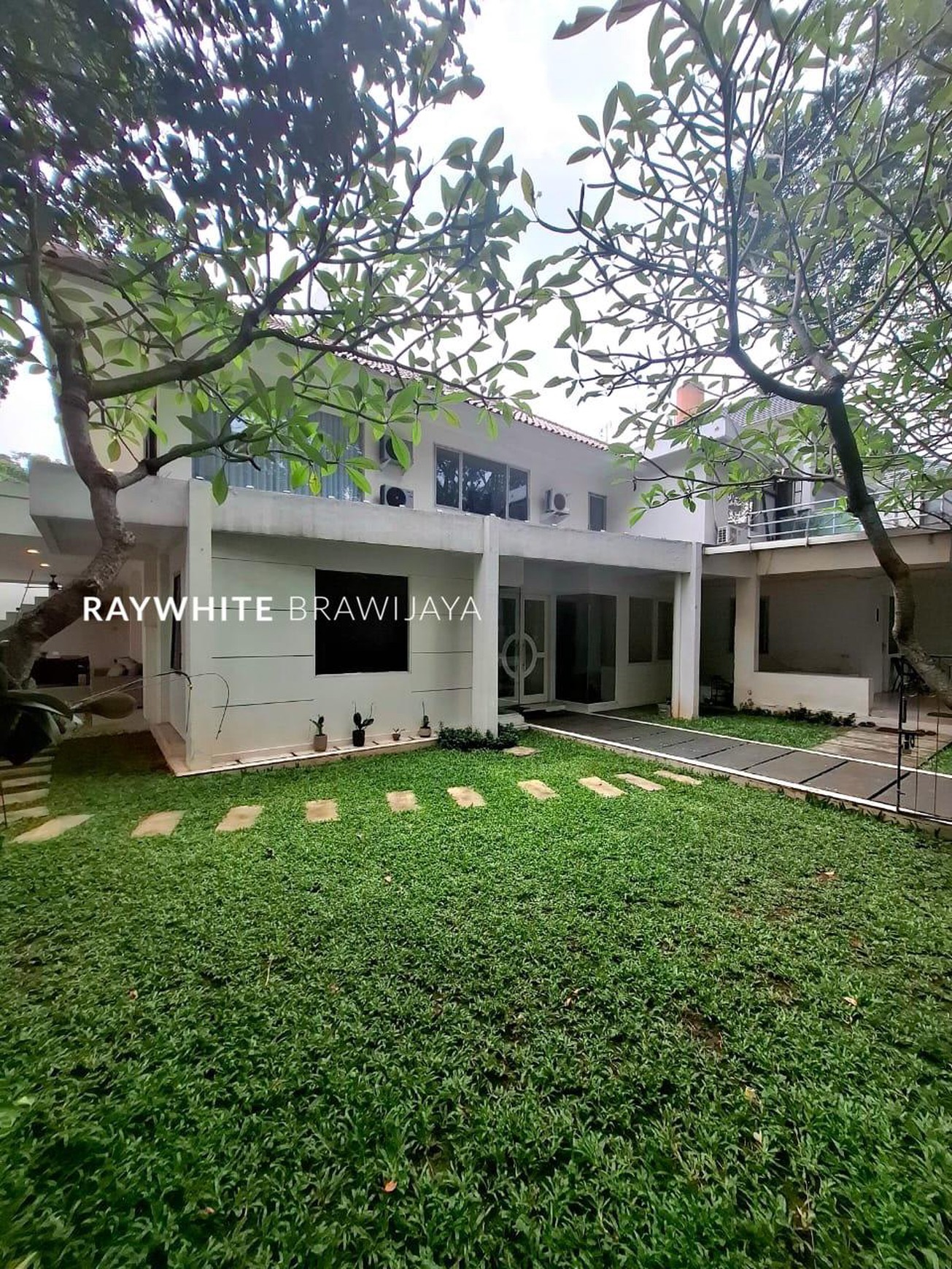 Rumah Mewah Siap Huni Area Kebayoran Baru