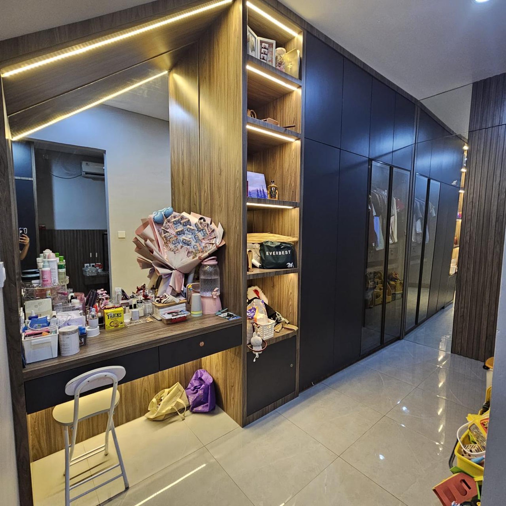 Dijual Rumah Di Cluster La Seine, Jakarta Garden City, Jakarta Timur