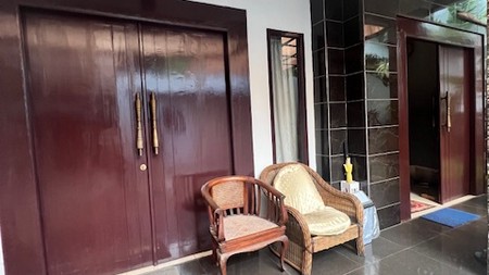 Dijual Rumah Siap Huni di area elite Kebayoran Baru 