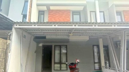 Rumah 2 lantai di Perum Grand Batavia Cluster Fiera Tangerang