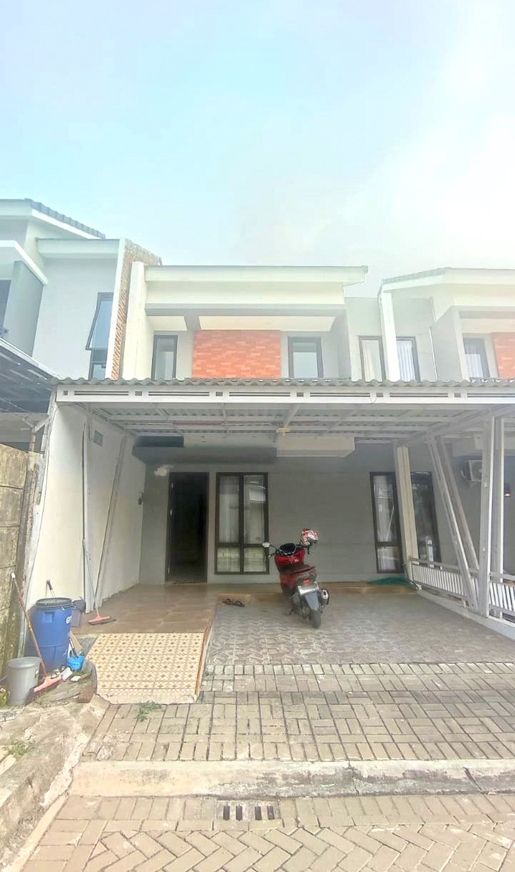 Rumah 2 lantai di Perum Grand Batavia Cluster Fiera Tangerang