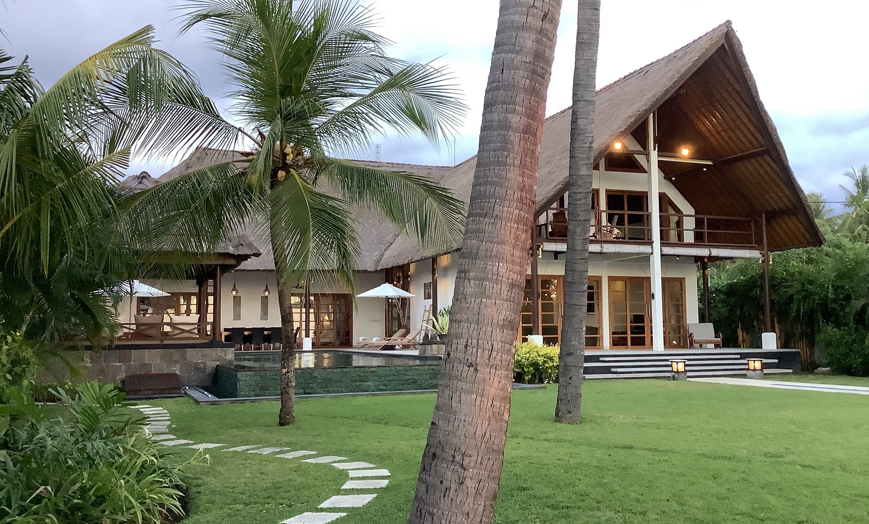 Rumah Hitung Tanah Area Cipete