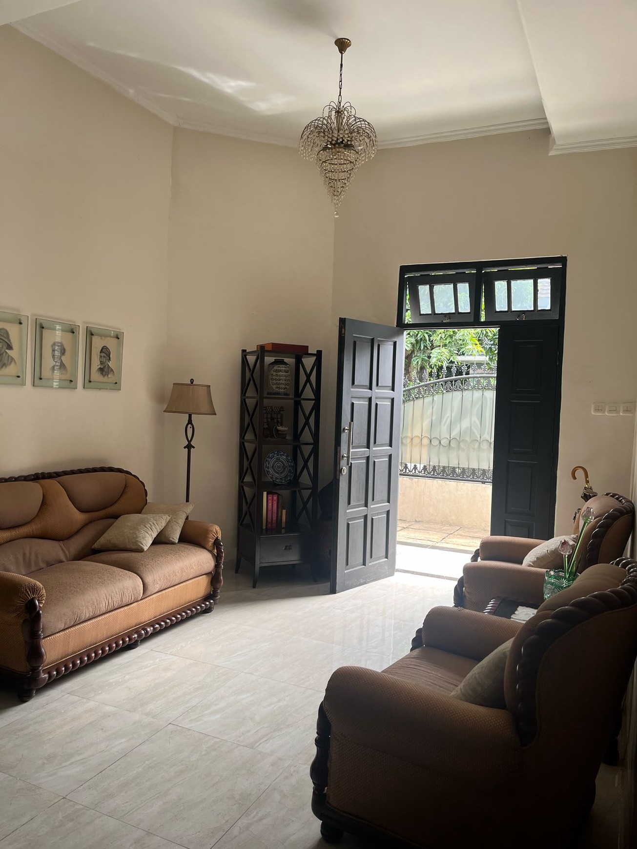 Rumah Hitung Tanah Area Cipete